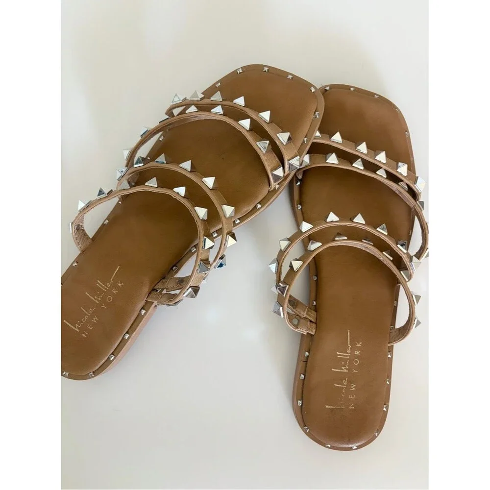 Nicole Miller Coralinne Studded Flat Sandals Edgy Neutral Nude Size 7